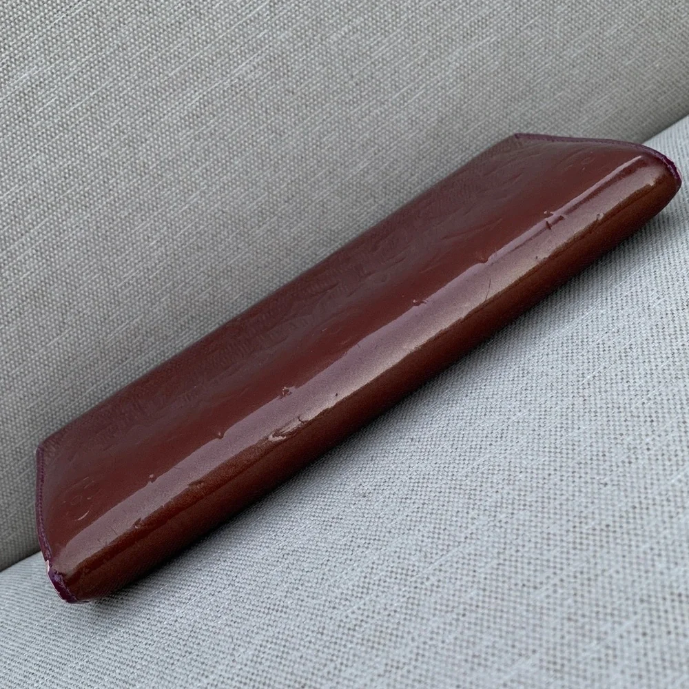 LOUIS Vuitton Vernis Maroon Long Wallet